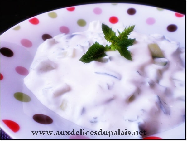 Salade libanaise concombre au yaourt facile