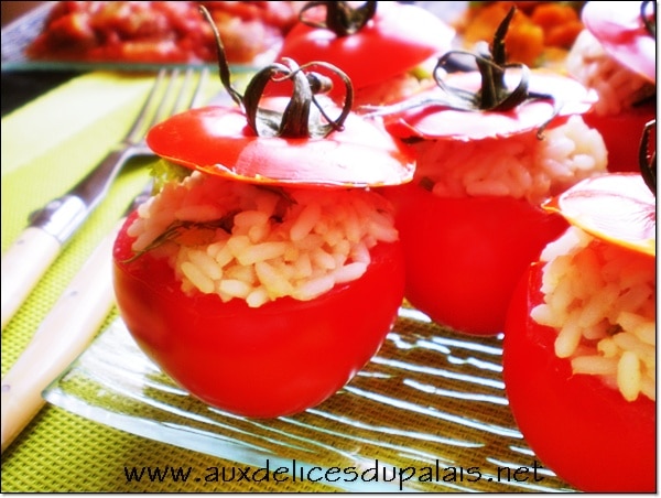 Tomate froide farcie au riz & au thon