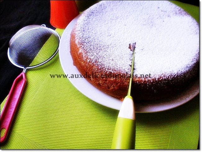 Gâteau fondant à la pâte d'amandes