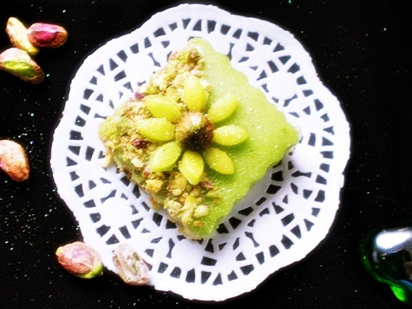 jardin-fleuri-gateau-algerien-aux-pistachesP1040210.JPG