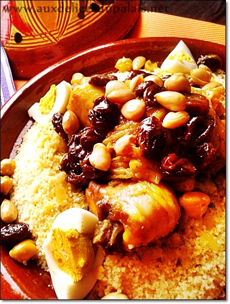 Tfaya Couscous au poulet raisin sec & oignons caramélisés
