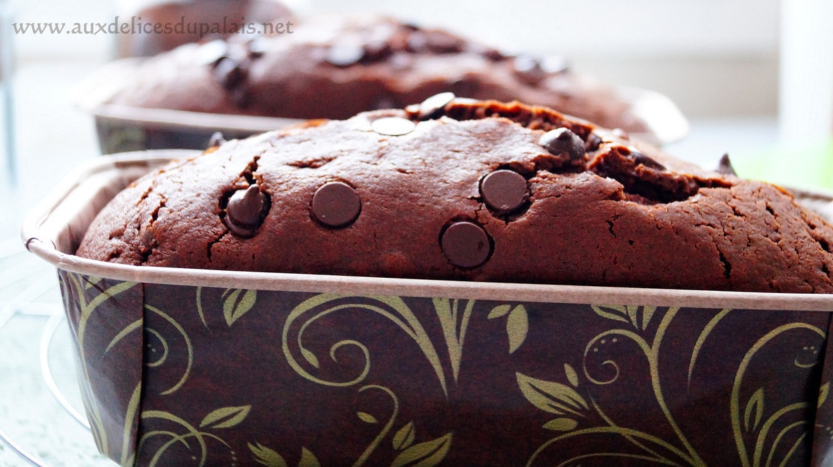 Cake moelleux aux pépites de chocolat 