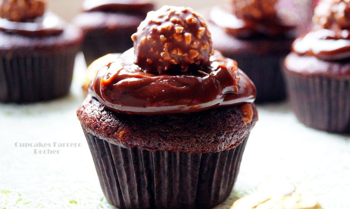 Cupcakes au chocolat & au Ferrero rocher