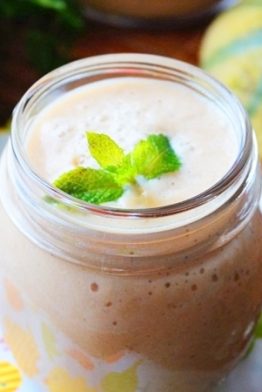 Smoothie melon pêches et banane