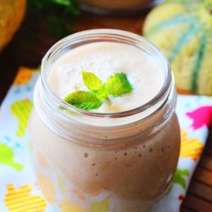 Smoothie melon pêches et banane