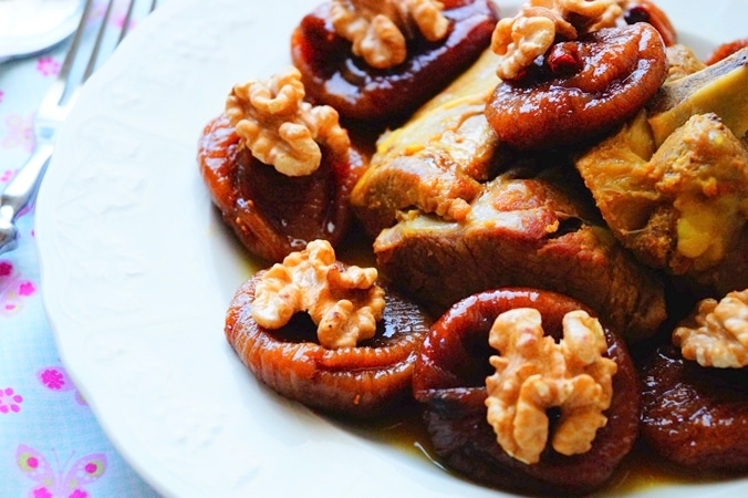 Tajine d'agneau aux figues & aux noix de Choumicha