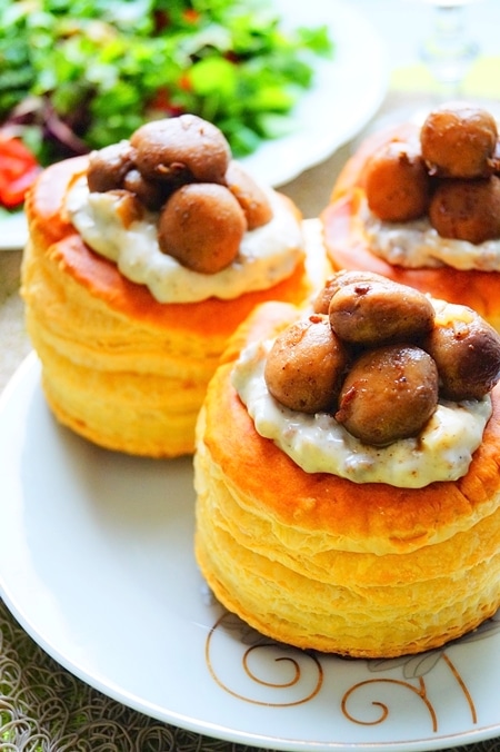 Vol-au-vent individuel viande hachée béchamel champignons