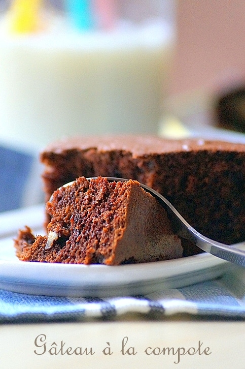 gâteau au chocolat à la compote