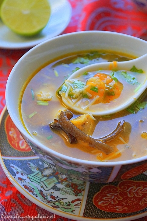 Soupe chinoise crevettes poulet & vermicelles