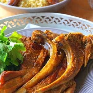 Côtelettes d’agneau marinées au four