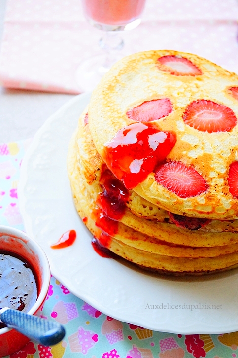 pancakes,américains, fraises, confiture