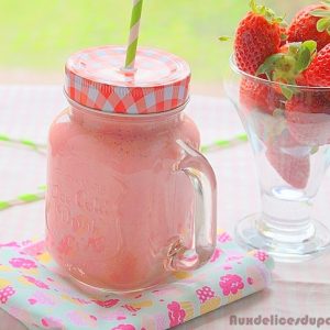 Milkshake aux fraises et bananes