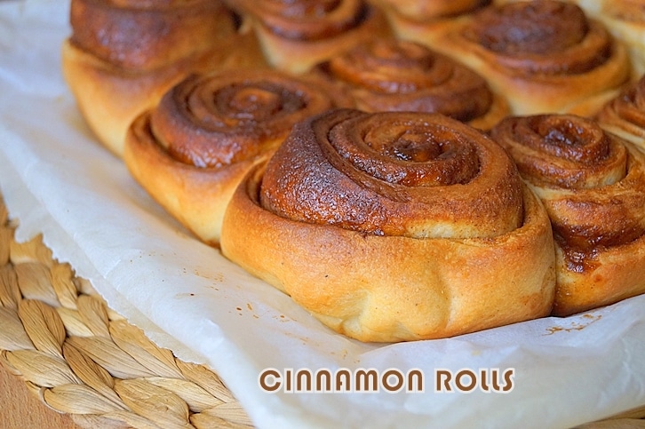 Cinnamon rolls brioche roulée à la cannelle