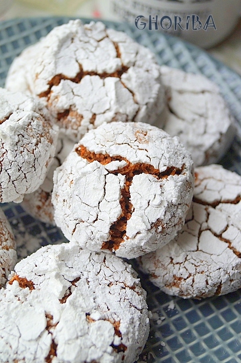 Ghoriba aux cacahuètes et à la noix de coco