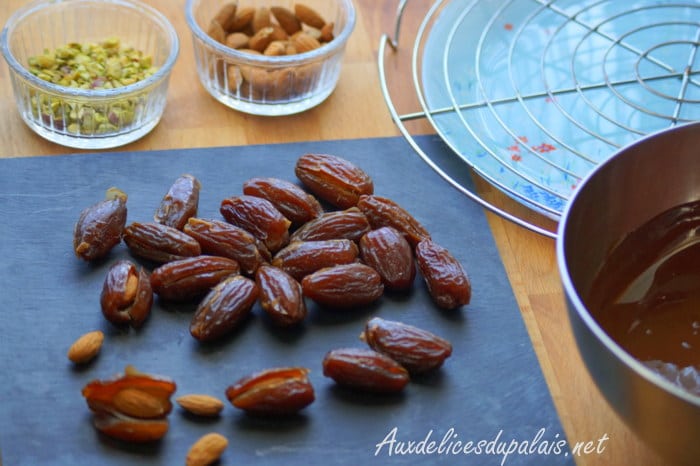 datte aux amandes et chocolat