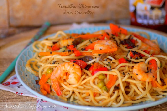 Nouilles chinoises aux crevettes et légumes