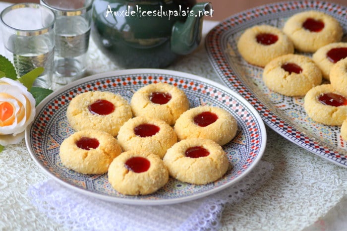 Sablés à La Confiture Et Noix De Coco