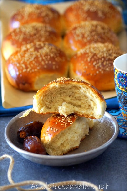 Krachel, brioche marocaine à l'anis et fleur d'oranger