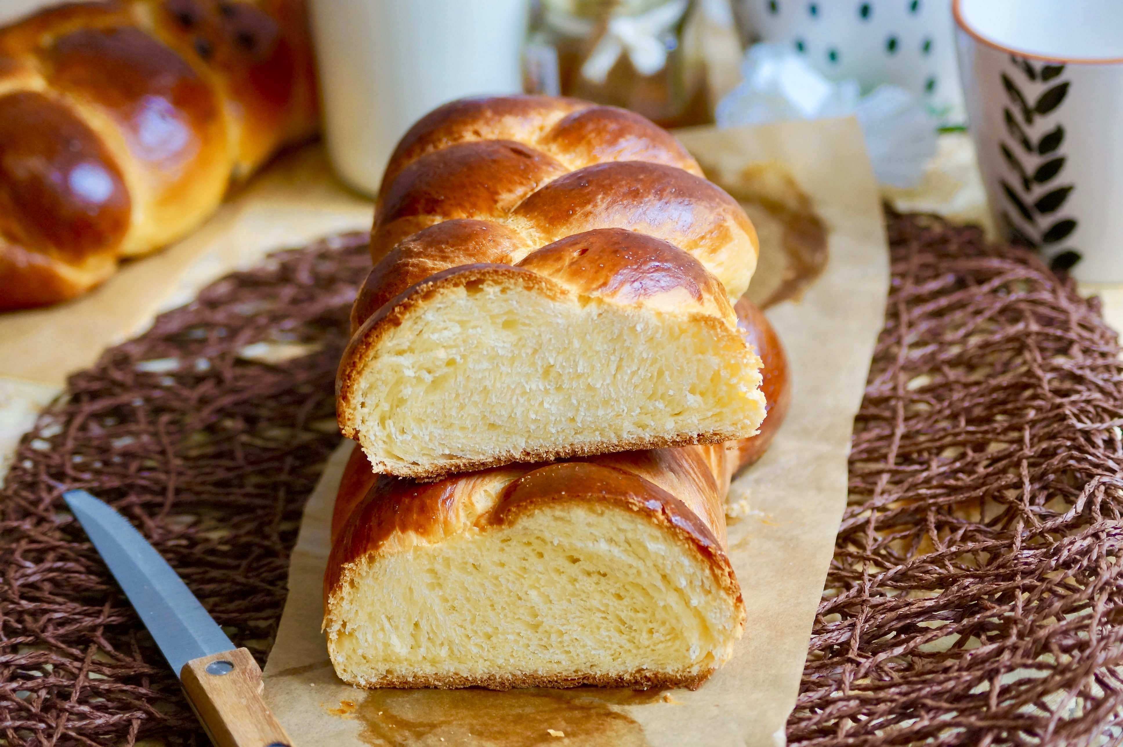 Brioche Tressee Moelleuse A La Mie Filante Aux Delices Du Palais