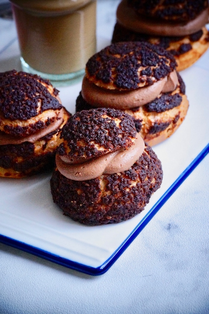 Choux craquelin au chocolat