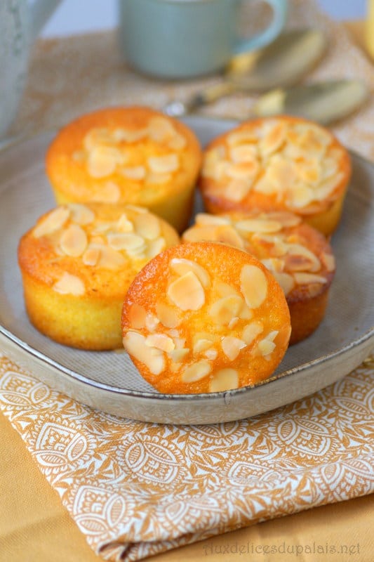 Moelleux aux amandes et à la fleur d'oranger