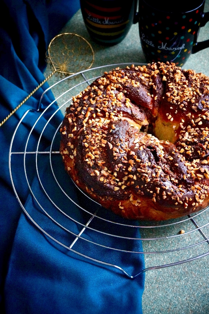 Babka brioche roulée chocolat noisette