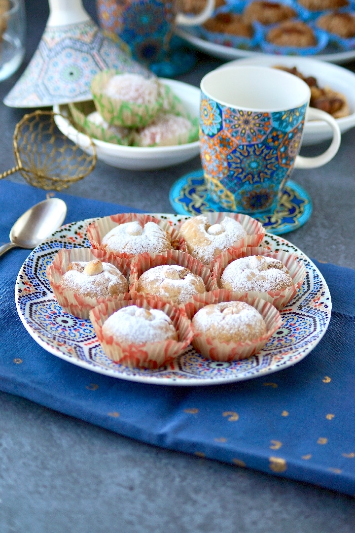 Sablés fondants aux cacahuètes (Ghribia)