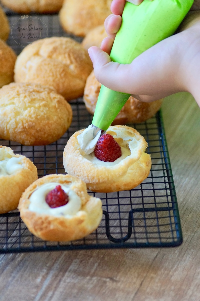 choux craquelin à la crème vanille de conticini 