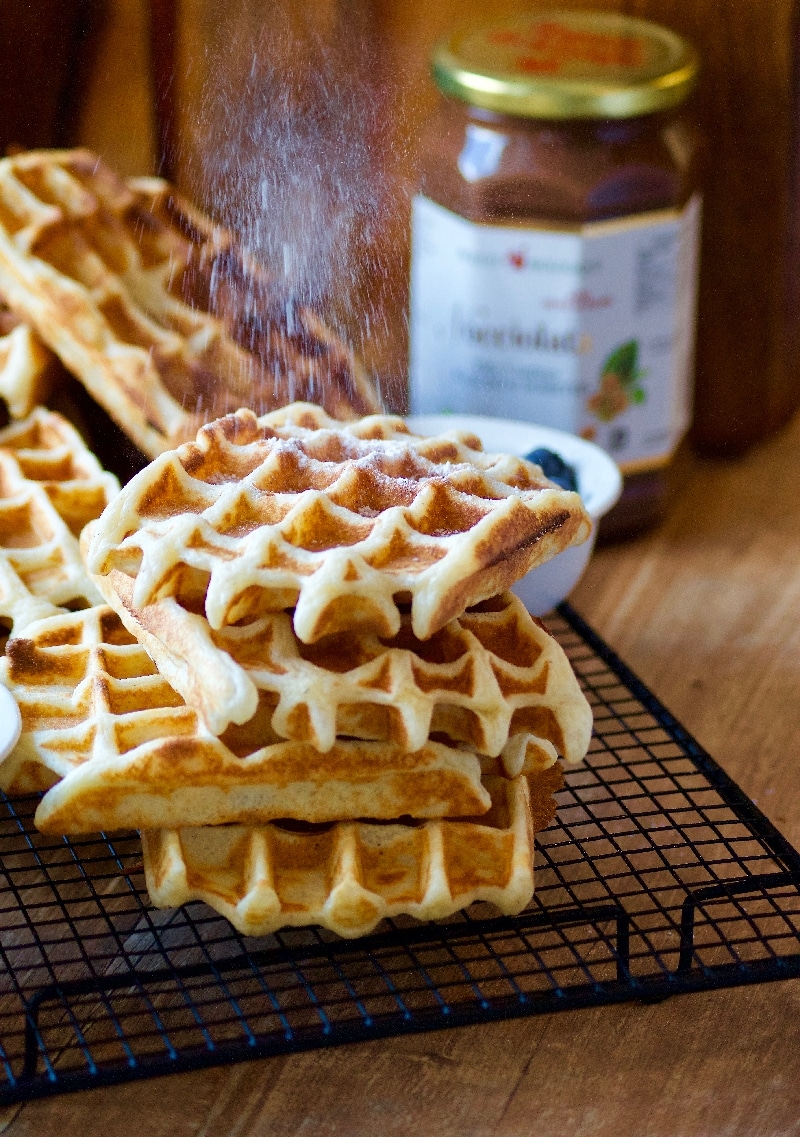 Gaufres croustillantes et légères (meilleure recette)