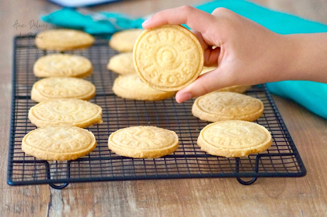 Shortbread biscuits sablés écossais