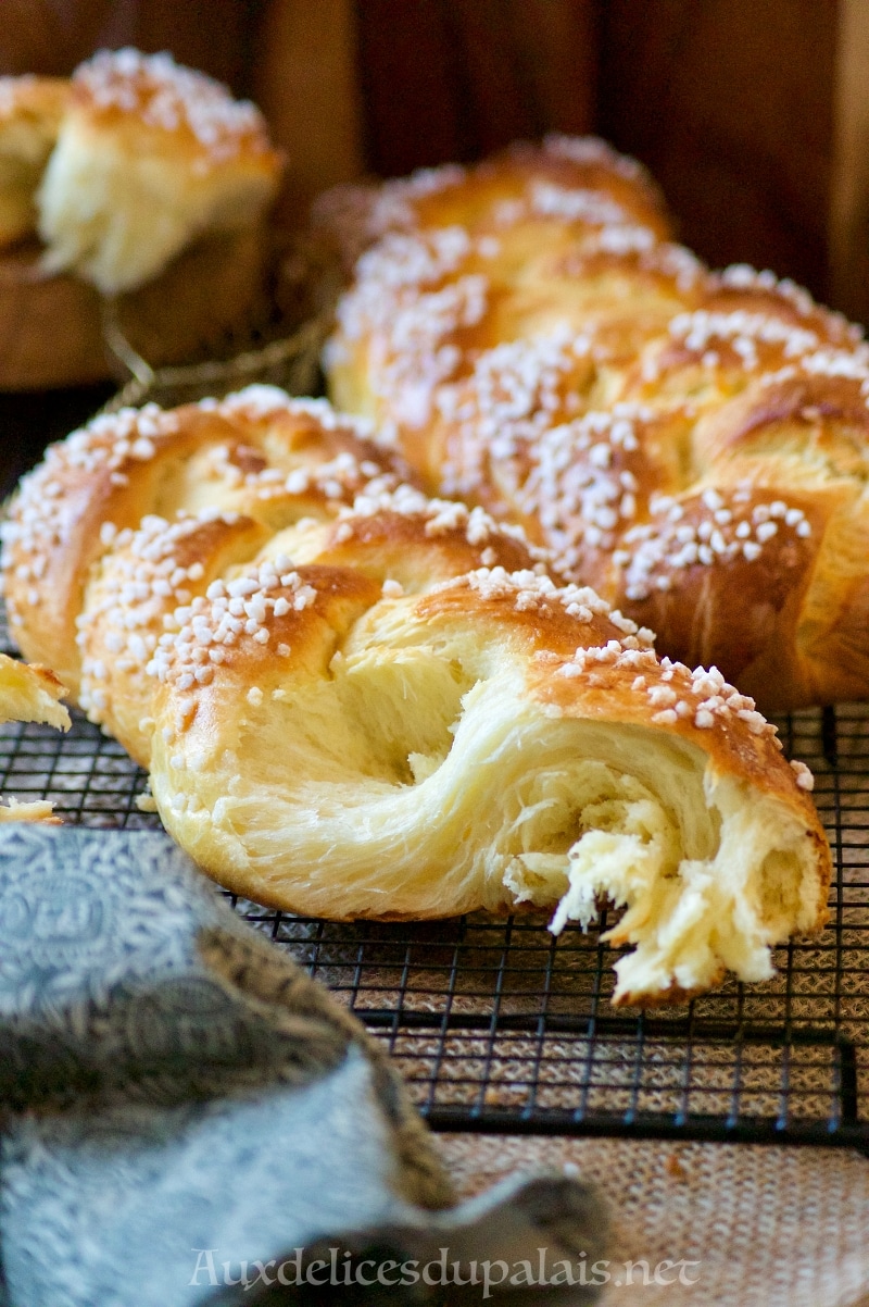 Brioche au mascarpone tressée à mie filante (sans beurre)