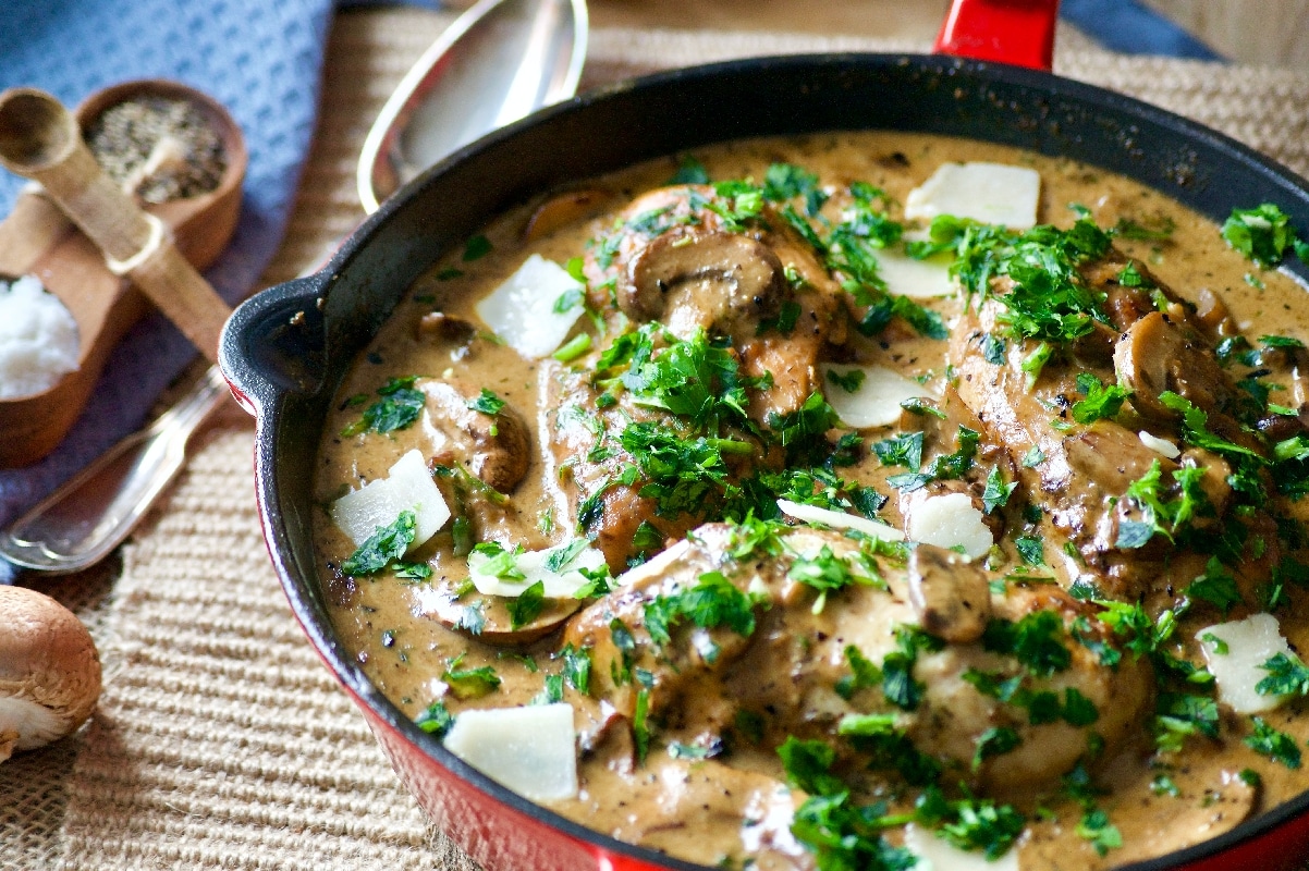 Poulet à la sauce crémeuse champignons parmesan