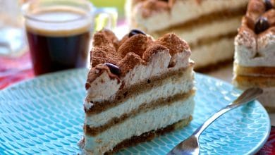 Layer cake Tiramisu (gâteau à étages)