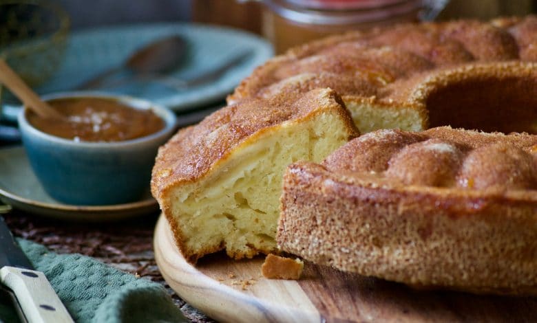 Mouskoutchou aux pommes et caramel au beurre salé