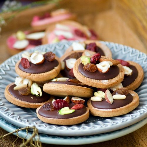 sablés mendiants au chocolat et fruits secs