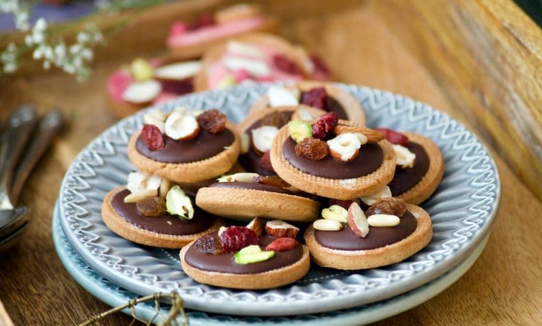 sablés mendiants au chocolat et fruits secs