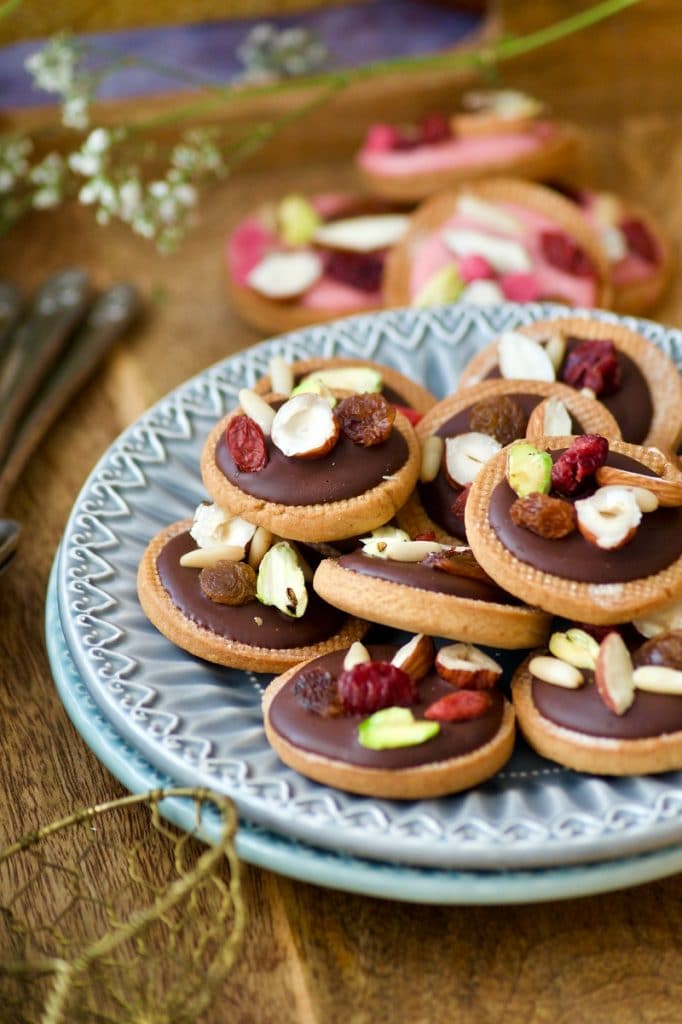 sablés mendiants au chocolat et fruits secs