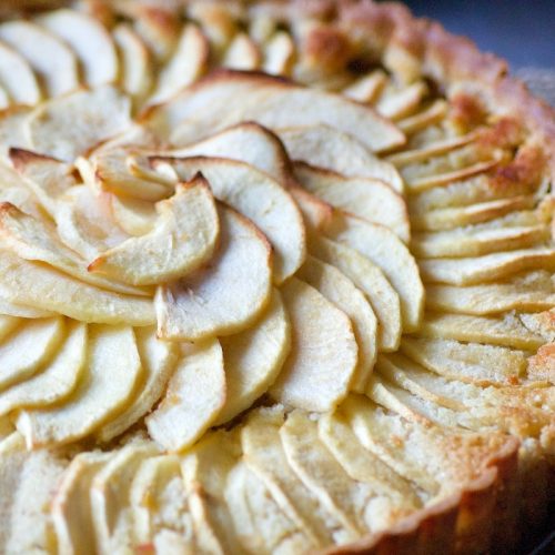 tarte aux pommes à la crème d'amandes