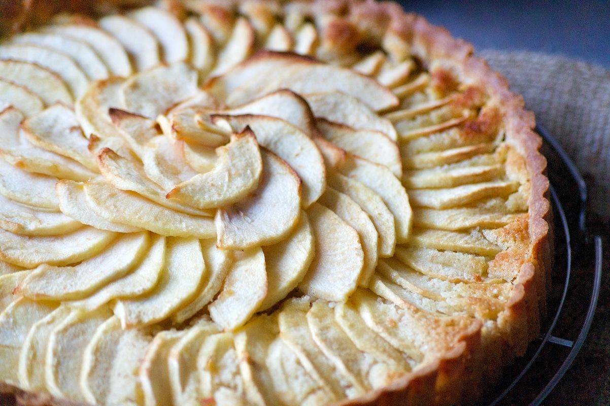 tarte aux pommes à la crème d'amandes