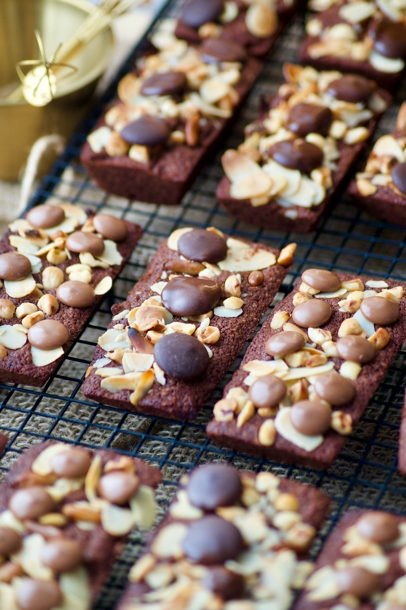 financiers au chocolat et aux fruits secs