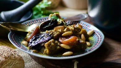 Tajine de veau aux pruneaux, abricots et raisins secs