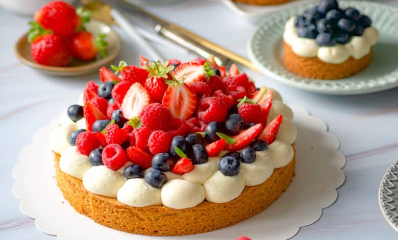 Tarte aux fruits rouges sur sablé breton