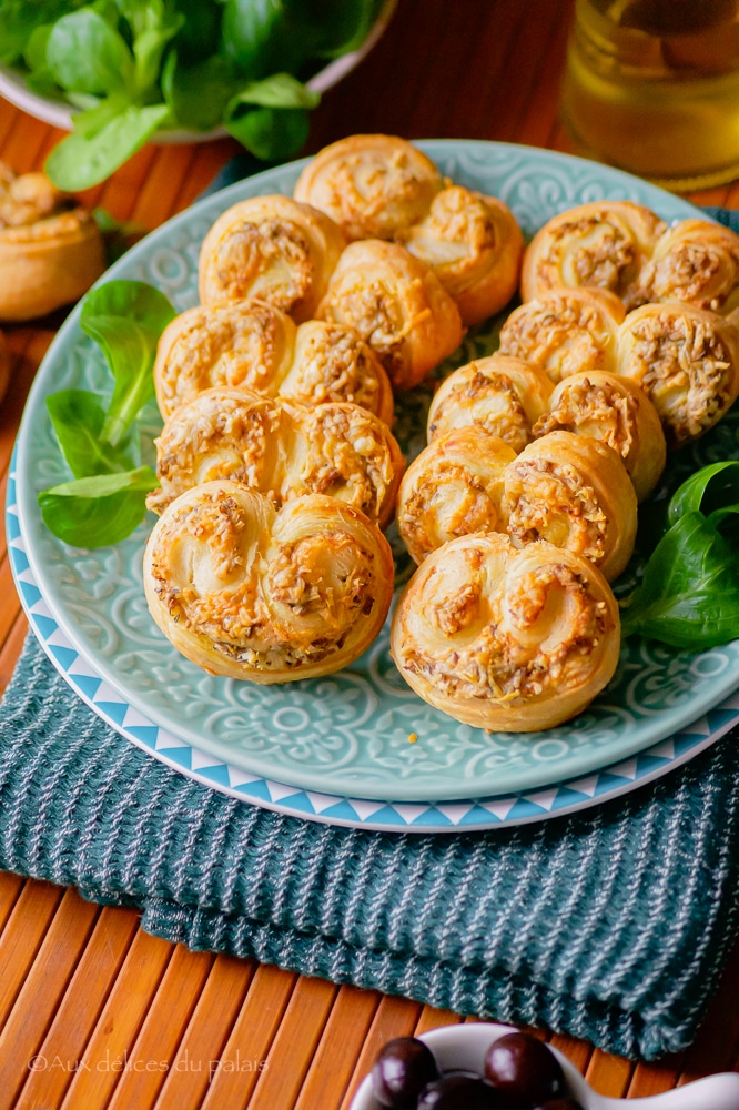 Palmiers à la tapenade et fromage 