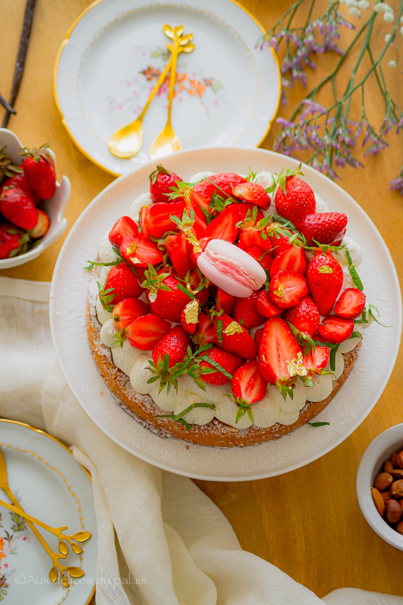 tarte compotée de fraises crème fouettée vanille