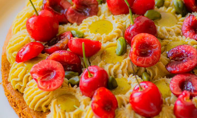 Tarte aux cerises sur sablé breton