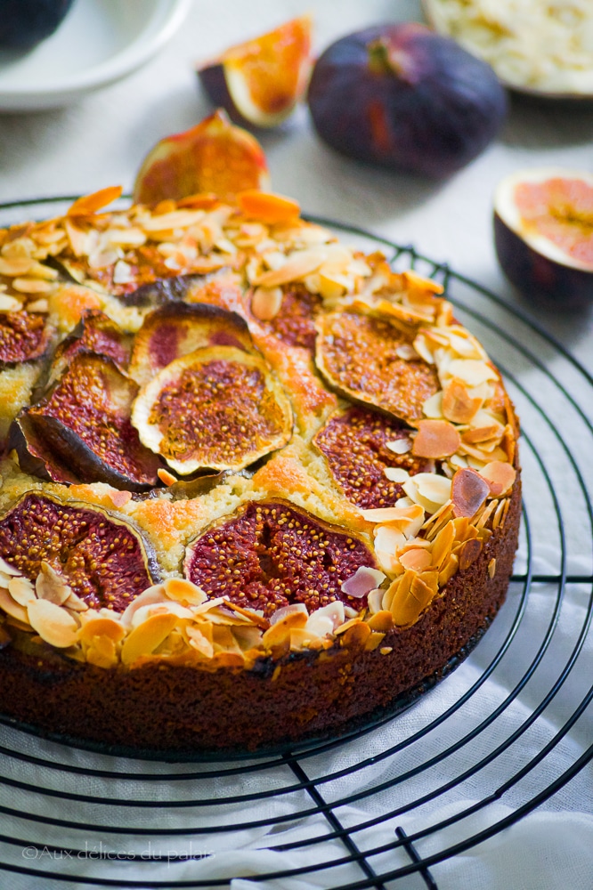 Gâteau moelleux aux figues et amandes