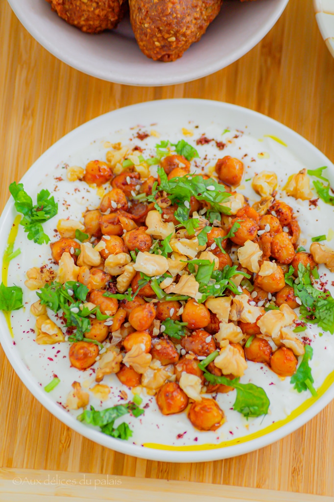 Salade de pois chiches au yaourt à la turque