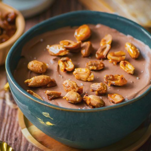 Mousse au chocolat cacahuètes de Cyril Lignac