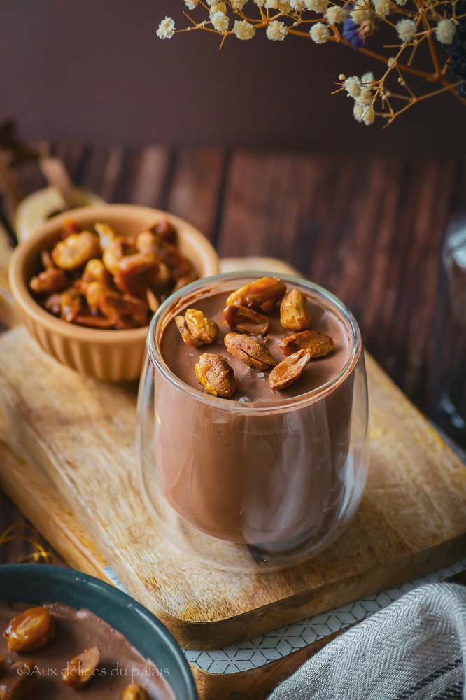 Mousse au chocolat cacahuètes de Cyril Lignac