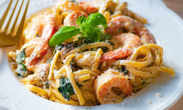 Pâtes linguine à la toscane aux crevettes